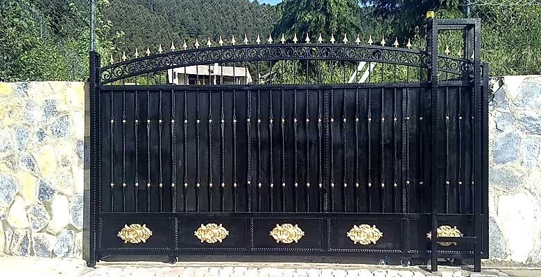 BAHÇE VE GARAJ KAPILARI